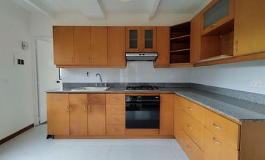 Apartamento en arriendo Loma del Escobero