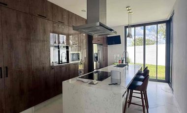 CASA EN RENTA EN EL MOLINO RESIDENCIAL CON ESPACIOS AMPLIOS