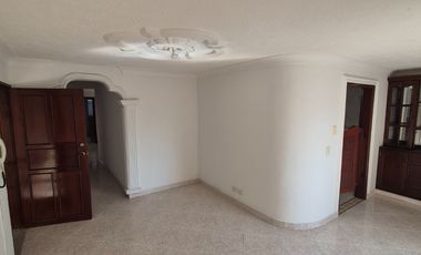 ARRIENDO APARTAMENTO LA AURORA