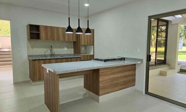 HERMOSA CASA EN VENTA CLUB DE GOLF EL CRISTO. ATLIXCO PUEBLA.