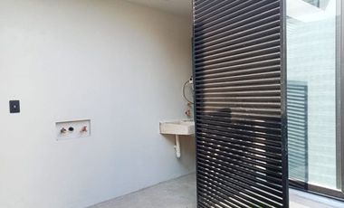 CASA EN RENTA EN VALDEPEÑAS