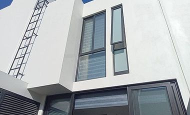 CASA EN RENTA EN VALDEPEÑAS