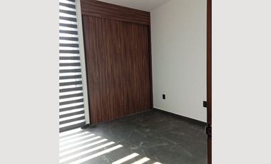 CASA EN RENTA EN VALDEPEÑAS