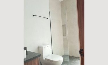 CASA EN RENTA EN VALDEPEÑAS