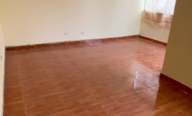 Vendo casa Urbanización Antonia Moreno de Cáceres Ciudad del Deporte