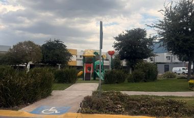 Renta de Casa en Dominio Cumbres Toscana Garcia