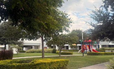 Renta de Casa en Dominio Cumbres Toscana Garcia