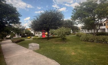 Renta de Casa en Dominio Cumbres Toscana Garcia