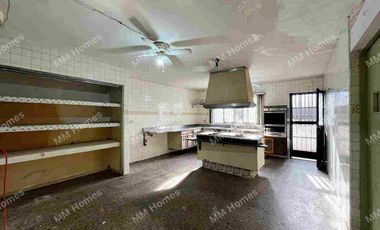 Casa en venta Contry la silla primer sector, Guadalupe Nuevo León.