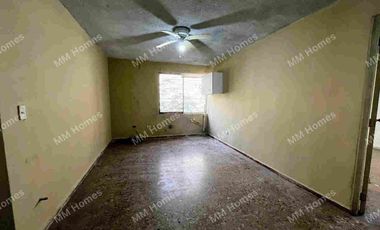 Casa en venta Contry la silla primer sector, Guadalupe Nuevo León.