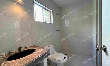 Casa en venta Contry la silla primer sector, Guadalupe Nuevo León.