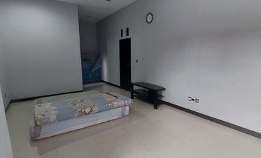 Rumah 2 Lantai Luas di Kemayoran, Jakarta Pusat