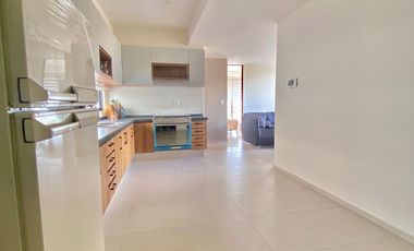 SE RENTA DEPARTAMENTO NUEVO CERCA DE AV. JUAN PABLO II.