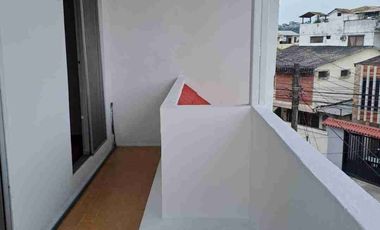 ALQUILO SUIT EN 10ma.ETAPA ALBORADA