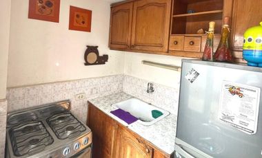 SE VENDE CASA 8 DORMITORIOS URB. HIGUERETA, SURCO