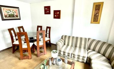 SE VENDE CASA 8 DORMITORIOS URB. HIGUERETA, SURCO