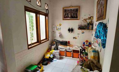 Jual Cepat Rumah Luas 148m² Furnish di Taruna Parahayangan Bandung