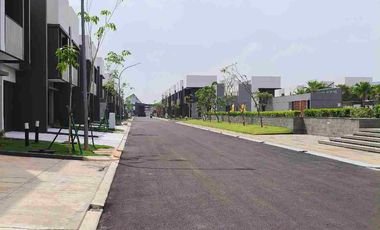 Best Deal!!! Rumah Semi Furnish Eksklusif Siap Huni di Regia Summarecon Crown Gading