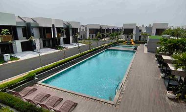 Best Deal!!! Rumah Semi Furnish Eksklusif Siap Huni di Regia Summarecon Crown Gading
