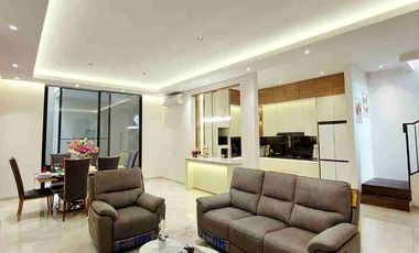 rumah mewah dan elegan di tanjung bunga