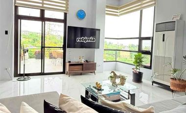 Modern Fully Furnished big house for renr