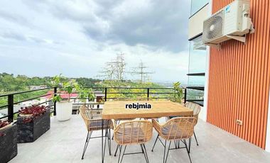 Modern Fully Furnished big house for renr