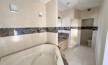 La Rioja Residencial -  Casa en Venta en Hermosillo, Son.