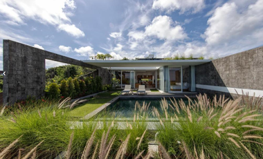 Villa Mewah Uluwatu Bali, Private Villa Dijual Lokasi Premium. #luxuryvillabali #villauluwatubali #villabalidijual #villabaliforsale #villapecatu #