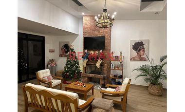 Gran Venta: Casa De Campo Con Piscina En 1,000 M²