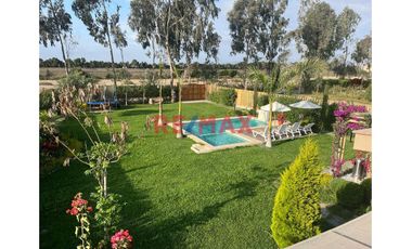 Gran Venta: Casa De Campo Con Piscina En 1,000 M²