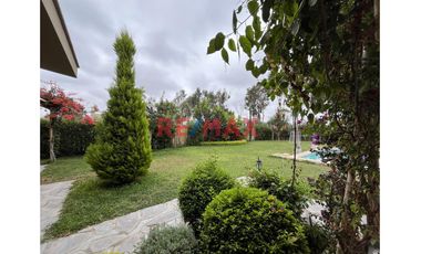 Gran Venta: Casa De Campo Con Piscina En 1,000 M²