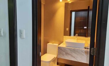 Vendo departamento en Edificio More