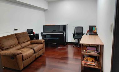 Vendo departamento en Edificio More