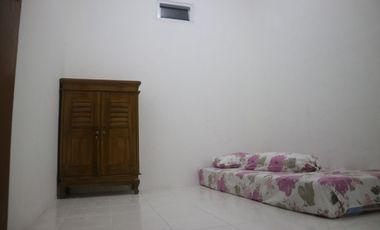 Kost Khusus Putri di Rawamangun yang aman, nyaman, tenang dan bersih.