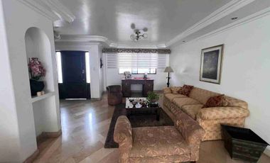 Casa + Suite Independiente de Venta en Urb. Acquamarina - Samborondón