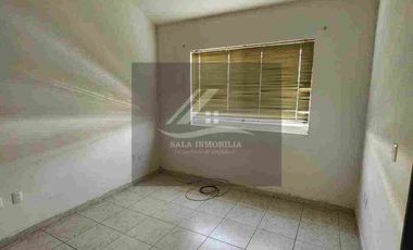 CASA EN RENTA FRACCIONAMIENTO PORTAL LA LUZ