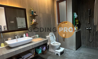 Jual rumah Kedoya Permai bangunan mandiri 3 lantai siap huni bagus