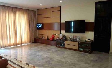 Rumah Dijual Boulevard Green Garden