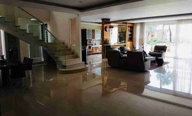 Rumah Dijual Boulevard Green Garden