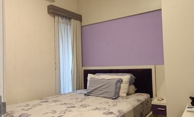 dijual MURAH Rumah MANYAR indah  include interior  100 METER DR RAYA siap huni dkt Gunawangsa Manyar,dkt Klampis,MERR ,kertajaya