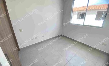 se arrienda casa en ciudad country