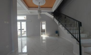 ‼️Turun Harga‼️ DIJUAL RUMAH MEWAH DENGAN KOLAM RENANG – CINERE ESTATE