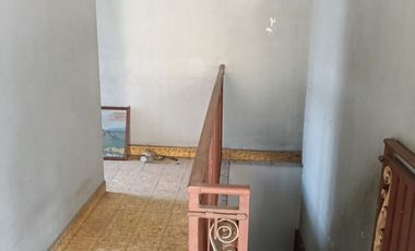 Dijual Rumah Luas di Kawasan Bisnis Pasar Legi Solo – Hitung Tanah!