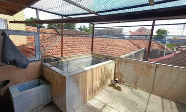 Dijual Rumah Luas di Kawasan Bisnis Pasar Legi Solo – Hitung Tanah!