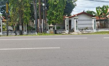 Dijual Rumah Hitung Tanah Luas 1.370 m² di Jalan Protokol Wonogiri