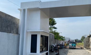 rumah mewah di solo baru harga murah bisa kpr proses di bantu , jalan luas akses mudah, bekerjasama dengan bank besar di solo raya