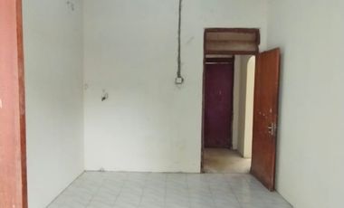 Dijual Rumah Murah Luas 150 m² di Perumahan Madu Asri Colomadu