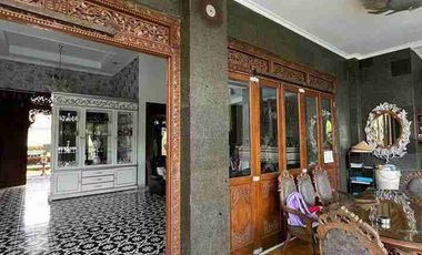 Dijual Rumah Klasik Luas Sejuk Asri+Private Pool Pakualaman Jogja.JARANG ADA TERBAIK