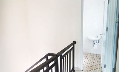 DIJUAL CEPAT RUMAH SIAP HUNI DI TOWNHOUSE PANORAMA JATIASIH. BEBAS BANJIR!