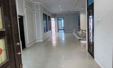 Dharmahusada Indah, Rumah Siap Huni, untuk Kantor,usaha Posisi Jalan K